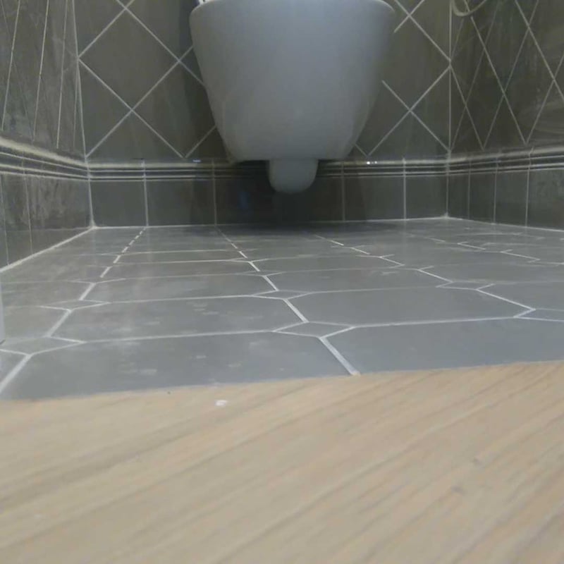 Removing complex stains